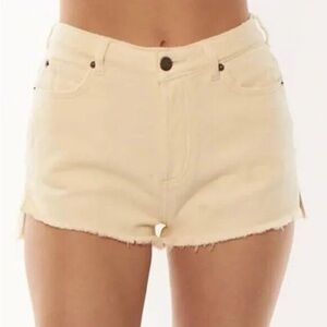 Amuse Society Shorline Denim Wvn Shorts in Cream NWT